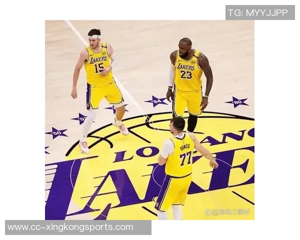 湖人阵容捉襟见肘仅剩十人出战背靠背对抗开拓者三名双向合同球员参战 湖人阵容捉襟见肘仅剩十人出战背靠背对抗开拓者三名双向合同球员参战