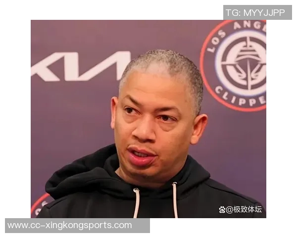 卢指导分析球队防守乱象强调需要提升顽强拼搏精神