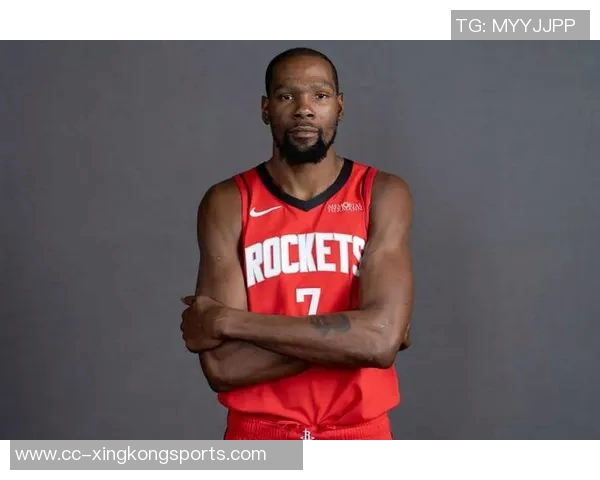 杜兰特超越诺维茨基成NBA历史得分第六位目标直指乔丹传奇地位 杜兰特超越诺维茨基成NBA历史得分第六位目标直指乔丹传奇地位