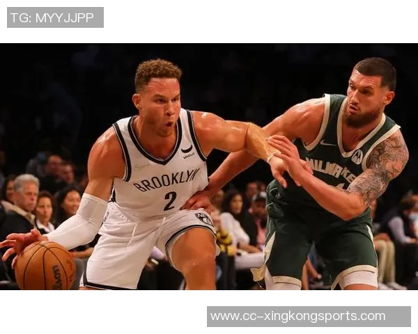 哈克斯称赞鲍威尔球风独特作为老将他让队友们更轻松发挥